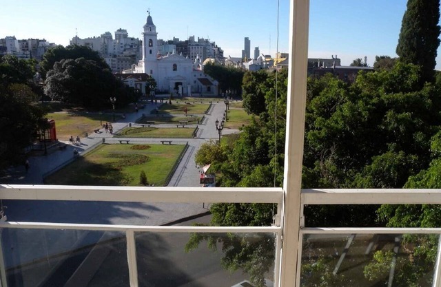 Charming Balcony Apartment Overlooking Recoleta Park
