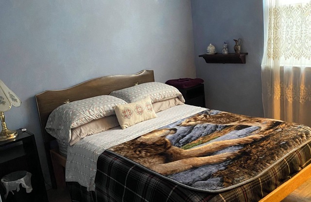 Charming Blue Room with Wifi