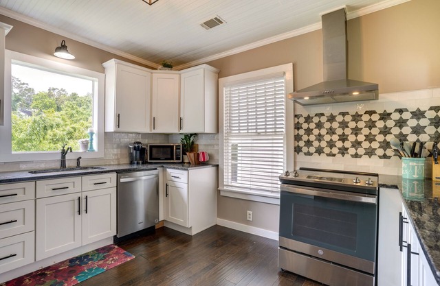 Charming Chattanooga Home - Bike to Aquarium!