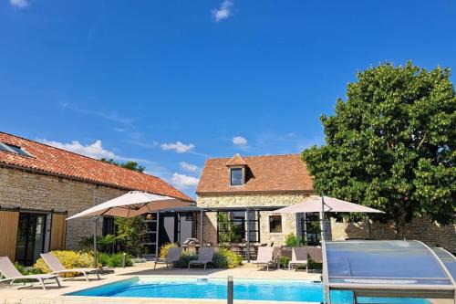 Charming cocoon - swimming pool & large spaces 7000 m