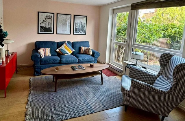 Charming cottage - 3 bedrooms 10mn from the heart of London - Entire accommodation