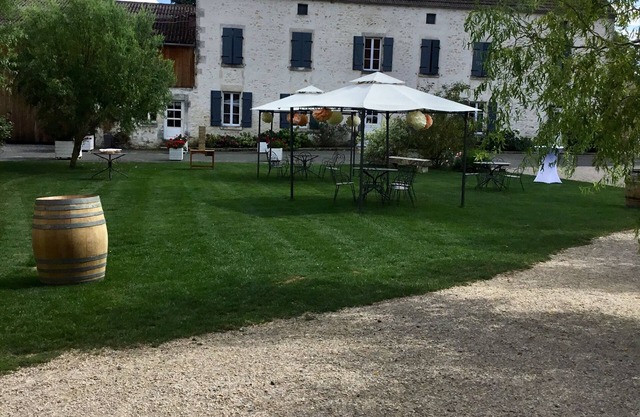 Charming cottage, classified 4 *, spacious, comfortable, for 20 people