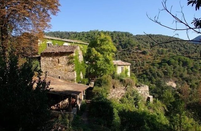 Charming cottage in farmhouse Cevennes - In the country near Lasalle