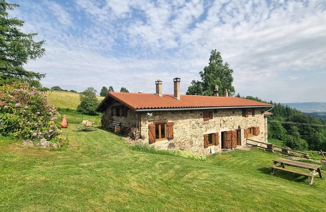 Charming Cottage in the Pilat Mountains
