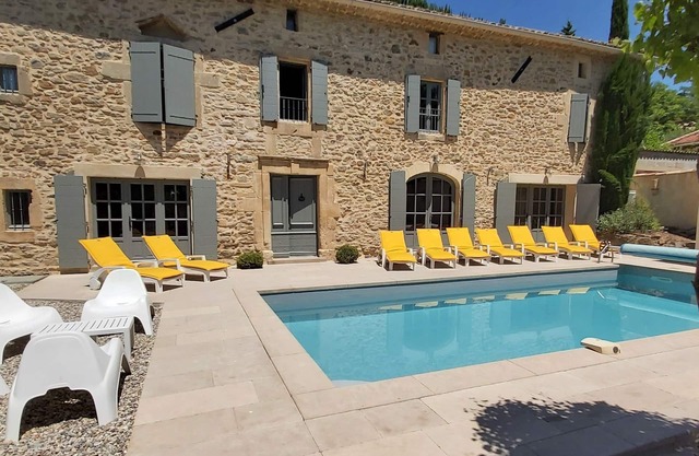 Charming cottage 'Le Clos des Lucques'