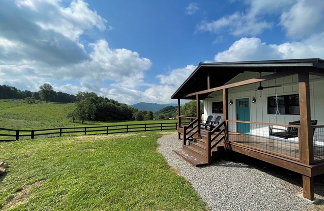 Charming cottage in the gorgeous Smoky Mountains
