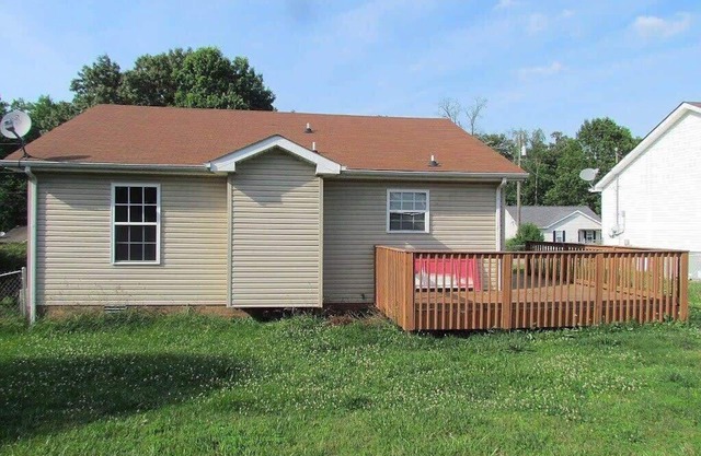 Charming Cul-de-Sac Home with Private Fenced Yard