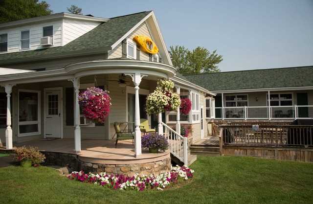 Charming Direct Lake Front Home