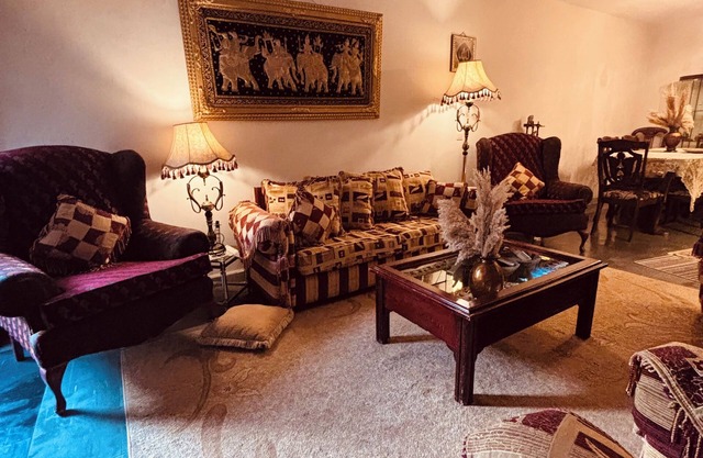 Charming 2-bedroom apartment with WiFi, AC in gorgeous Alexandria Governorate