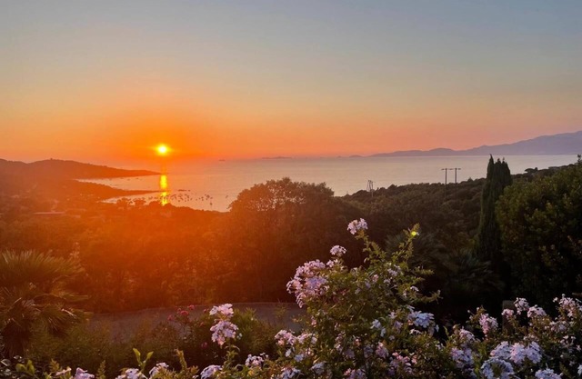 Charming family villa with exceptional view of the Iles Sanguinaires