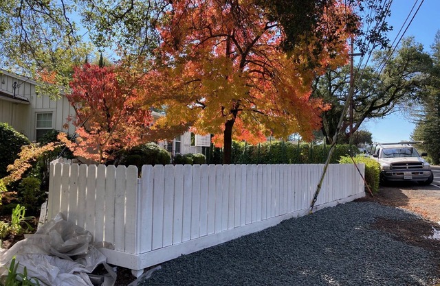 Charming Farmhouse near Downtown