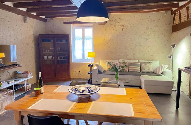 Charming Gîte with Fireplace, A/C, WiFi, and Large Garden in Serene Loire Valley Location