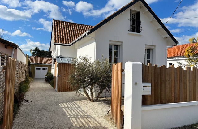 Charming renovated house in Boyardville, private garden and independent studio