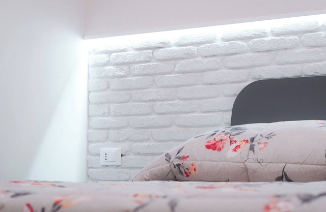 Charming Holiday Home immersed in nature within the city.