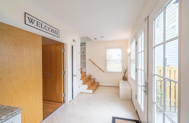 Charming Home Minutes From Nation's Capital