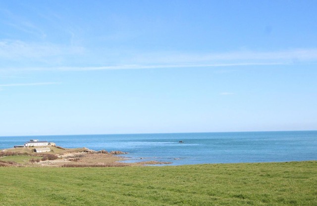 Charming house at the semaphore with sea view