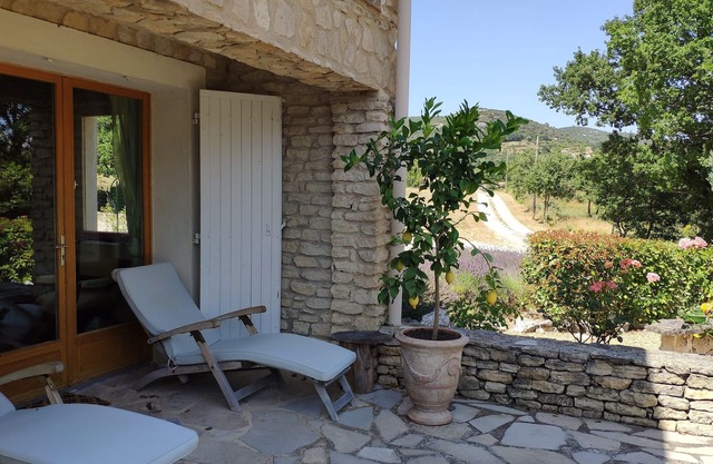 Charming house in the heart of unspoilt countryside, swimming pool, peace and quiet!
