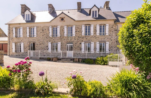 Charming House with Enclosed Garden and Sauna in Normandy
