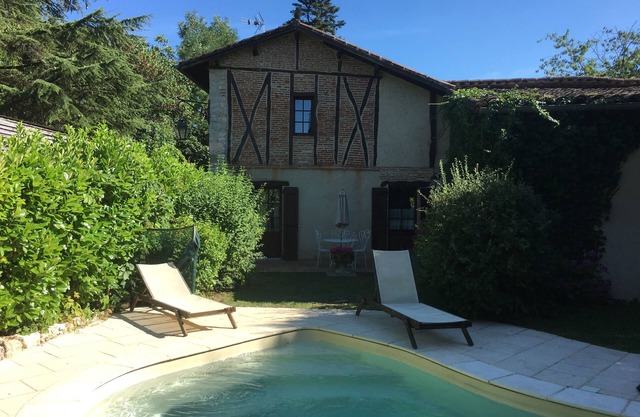 Charming house* with private SWIMMING POOL FISHING CLIMATIZATION