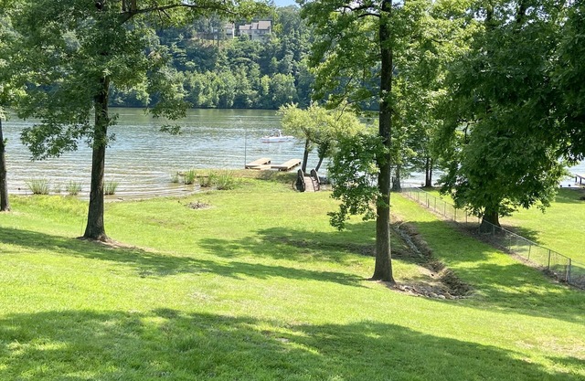 Charming Lake Catherine/Ouachita River Lake House w/Boat Dock
