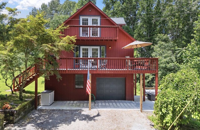 Charming Lake Retreat Near Center Hill Launch