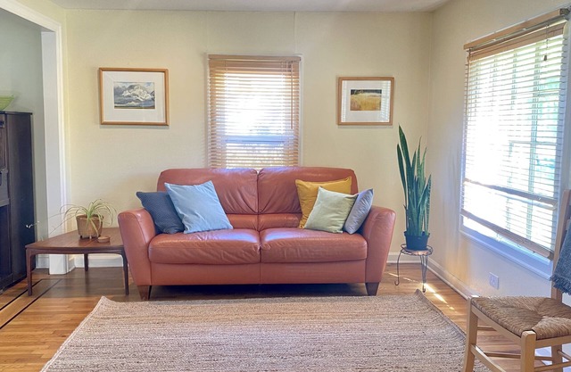 Charming, light-filled SE Eugene 2-story house