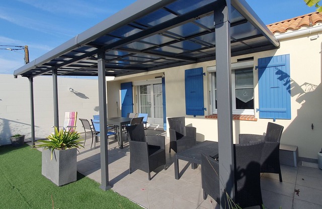 Charming Maisonette Near Market with Garden, A/C, WiFi, BBQ - Close to Beach