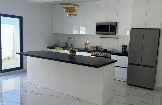 Charming Newly Built 5-bedroom house with WiFi clubhouse in fabulous in Rosarito