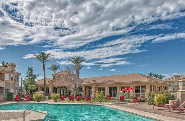 Charming Newly Remodeled Resort Style Condo 1 Bdrm