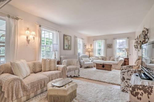 Charming Nineteenth-Century Cape Code Escape