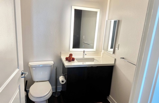 Charming, Peaceful Apartment Retreat in Griffith