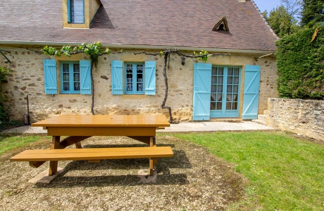 Charming Perigord house with parking and fireplace - Saint-Avit-Rivière