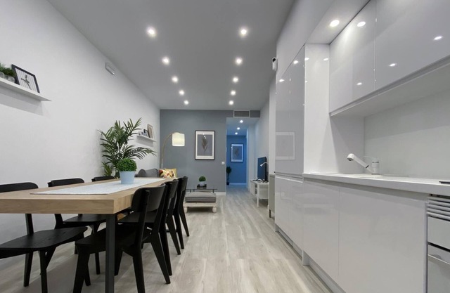 Charming Plaza de Castilla - 4 bedrooms, 2 bathrooms