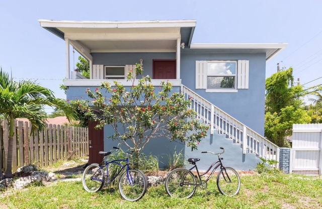 Charming SoSo Apartment: Walk to Intracoastal