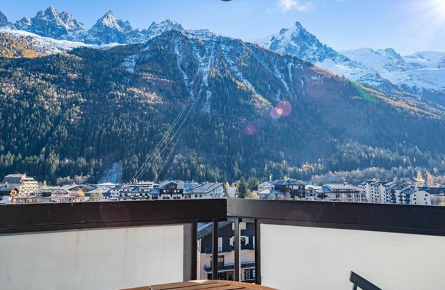 Charming Studio With Balcony And View In Chamonix