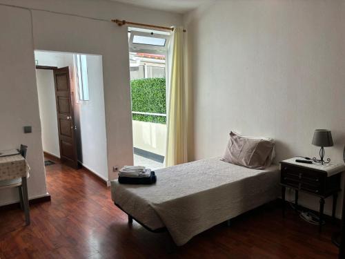 Charming Studio in Funchal with a Lovely Terrace – 20 m²