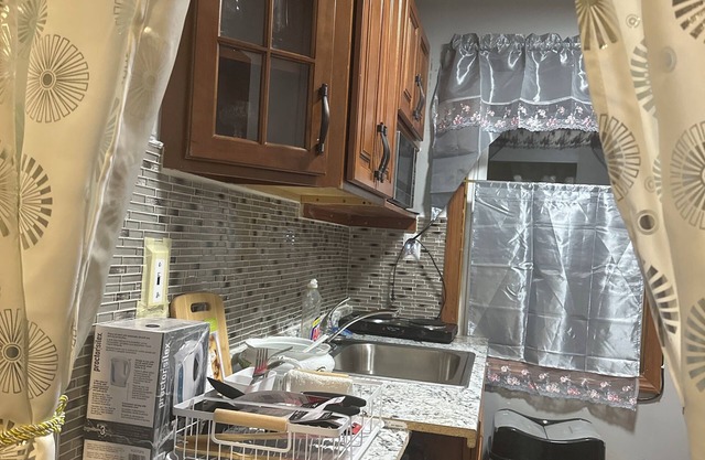 "Charming Suite with 2 Queen Beds – Ideal for Families!"