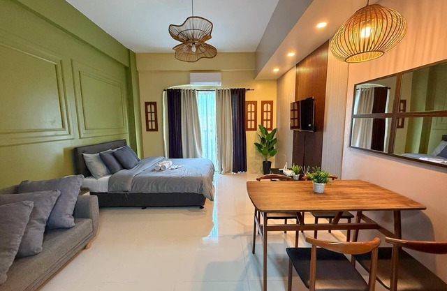 Charming Swiss-Inspired Studio with WiFi and AC in Alpine Crosswinds Tagaytay