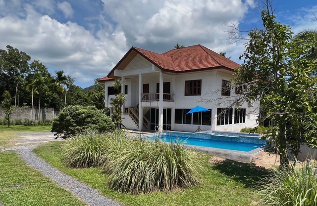 Charming 3-bedroom villa in kho samui Chang Wat Surat Thani