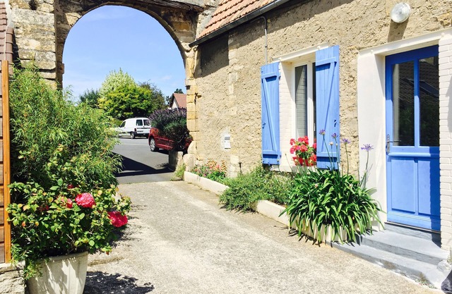 Charming Town House near the beaches of Normandy and Pegasus Bridge