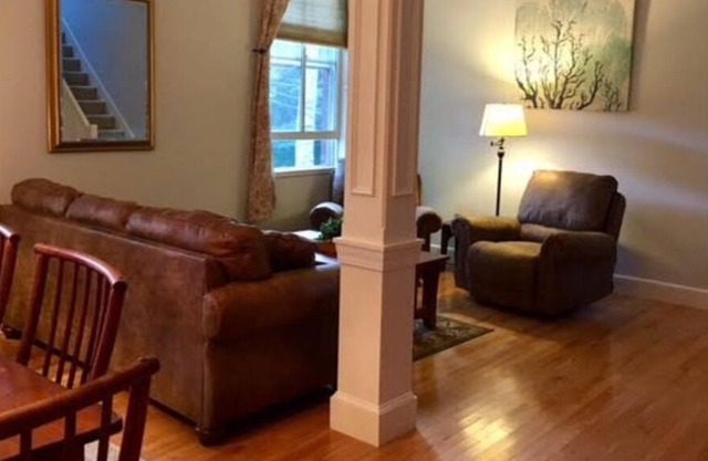 Charming Townhome on Great Diamond Island