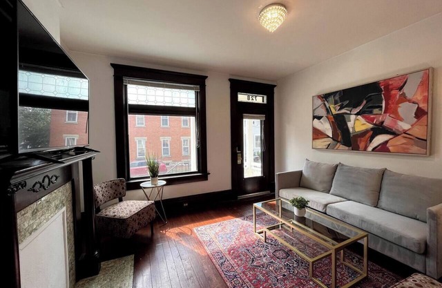 Charming Townhouse | Short North Arts District