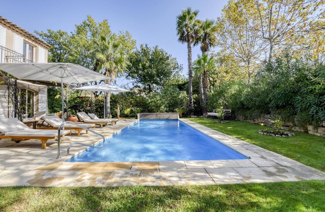 Charming Villa in a guarded estate, beautiful private pool