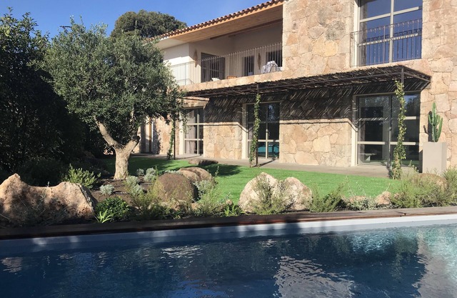 CHARMING VILLA IN BONIFACIO STONES