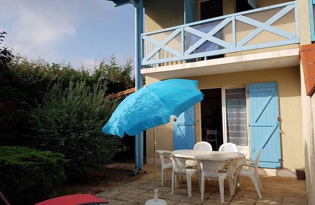 Charming Villa with Terrace at Capbreton Port