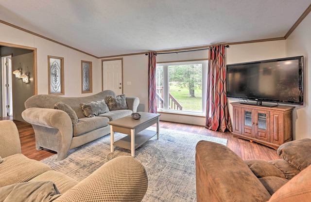 Charming White Lake Homestead w/Fire Pit!