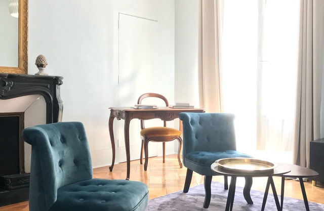 Charming writer's apartment in historical center