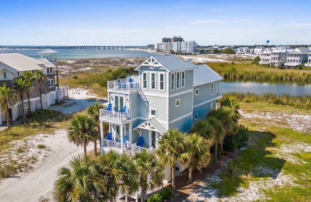 🌅 Chasing Sunsets | Harbor & Gulf Views | Free Parasailing