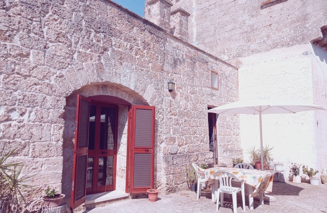 Chateau/Country House