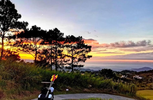 Chateau de Nazarene 2 Bedroom Mountainside Staycation with Amazing Views